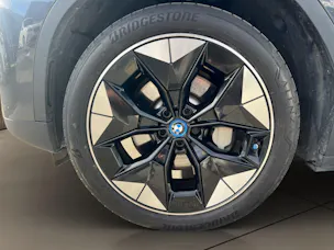 BMW iX3 Impressive (CH)