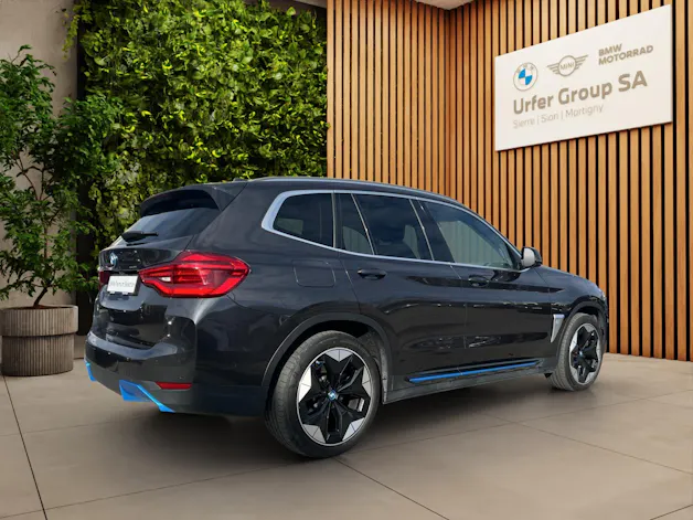 BMW iX3 Impressive (CH)