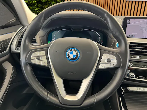 BMW iX3 Impressive (CH)