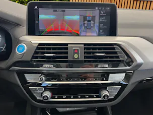 BMW iX3 Impressive (CH)