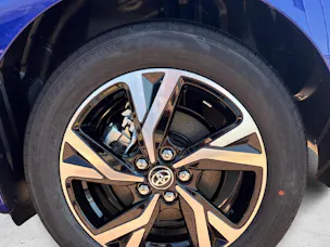 Toyota Yaris 1.5 VVT-i HSD Trend