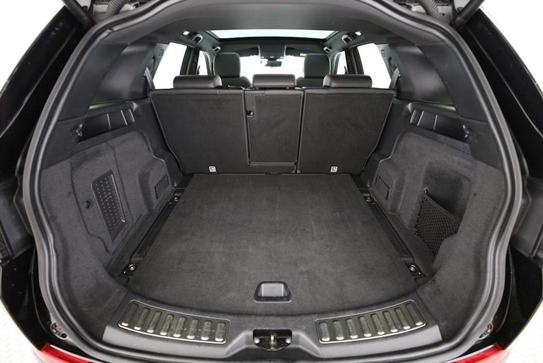 Vehicle image LAND ROVER DISCOVERY SPORT