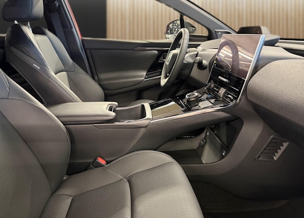 Vehicle image 13 Vehicle image 13