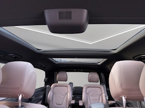 Vehicle image MERCEDES-BENZ V 300 d Swiss Ed. lang Van