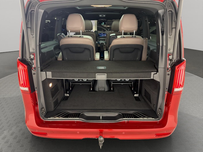 Vehicle image MERCEDES-BENZ V-CLASS