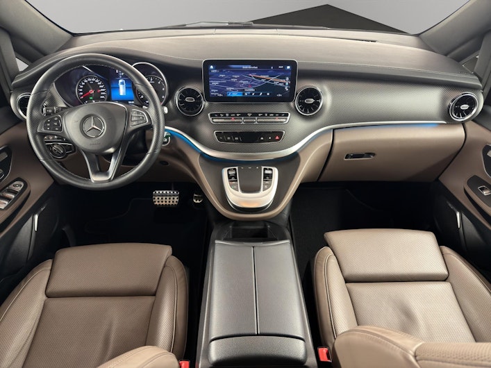 Vehicle image MERCEDES-BENZ V-CLASS