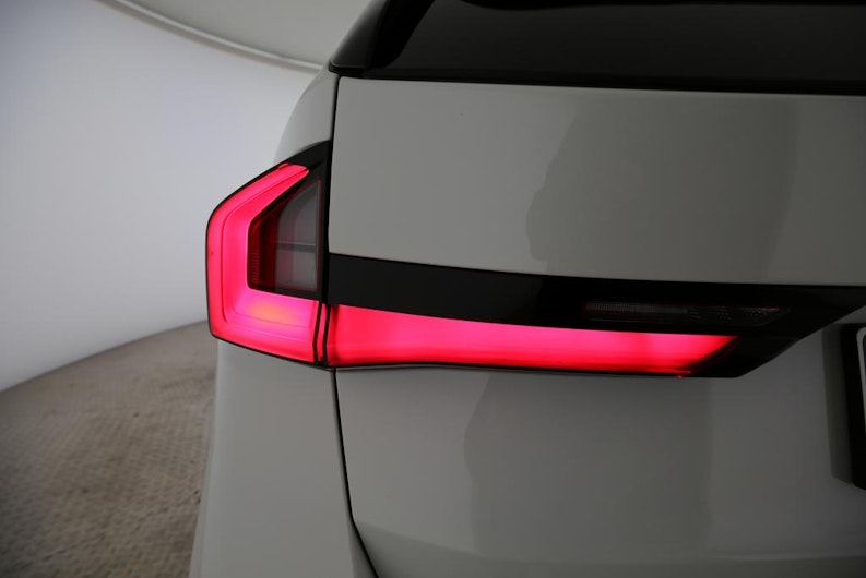 Vehicle image BMW X1