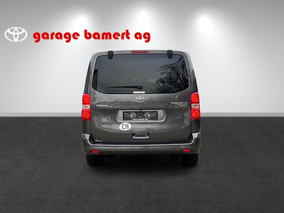 Vehicle image 4 Vehicle image 4