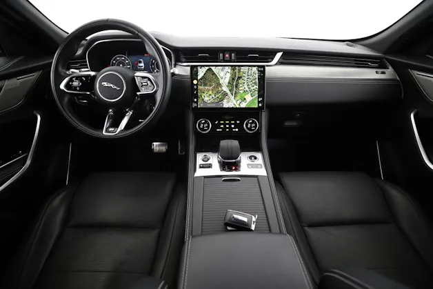 Jaguar F-Pace 3.0 I6 R-Dynamic SE AWD