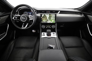 Vehicle image JAGUAR F-Pace 3.0 I6 R-Dynamic SE AWD