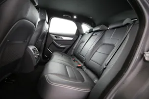 Jaguar F-Pace 3.0 I6 R-Dynamic SE AWD