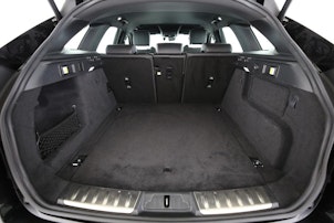 Vehicle image JAGUAR F-Pace 3.0 I6 R-Dynamic SE AWD