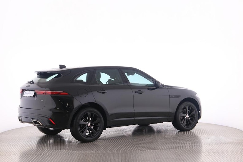 Vehicle image JAGUAR F-PACE