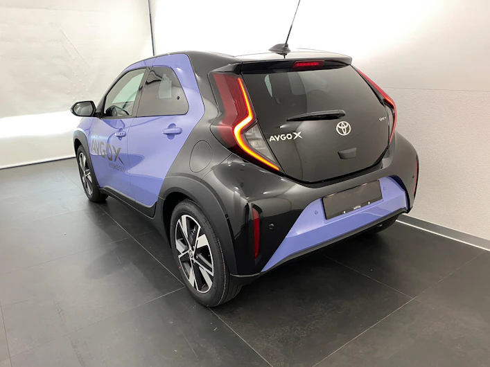 Fahrzeugbild TOYOTA AYGO X