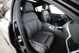 Vehicle image BMW X6 40i xDrive