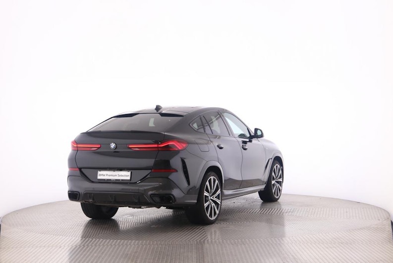 Vehicle image BMW X6