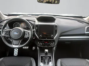 Subaru Forester Station 2.0i e-Boxer Swiss Plus