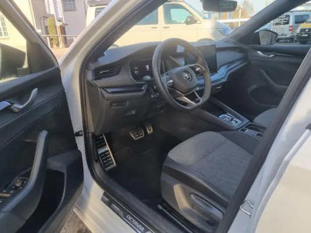 Škoda Octavia 1.5 TSI mHEV Spor