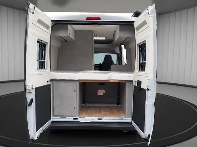 Peugeot Boxer ADVTR 5.4 DF 3.5t  L2H2 2.2BlueHDi 140 CROSSCAMP