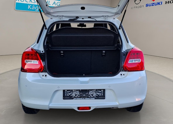 Vehicle image 11 Vehicle image 11