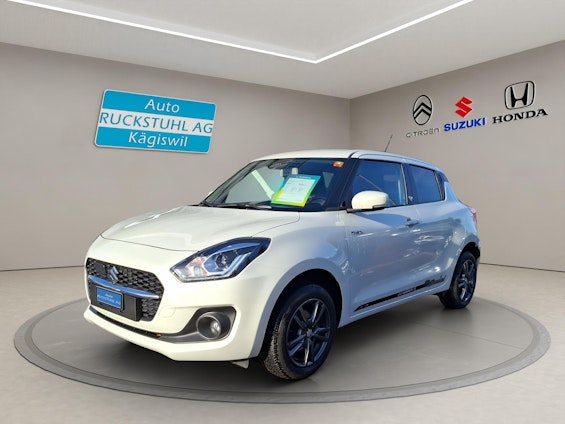 First vehicle image First vehicle image