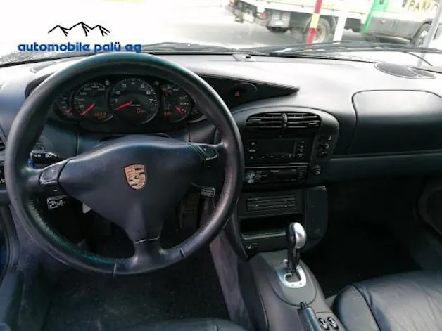 Porsche 911 Carrera 4