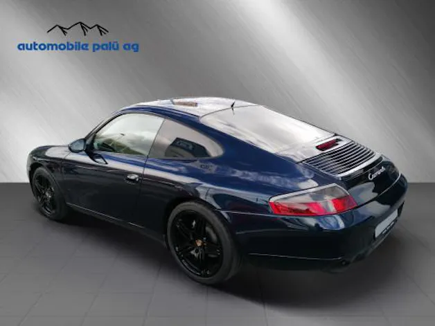 Porsche 911 Carrera 4