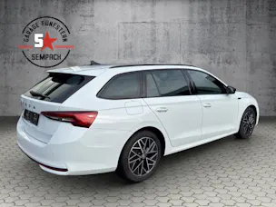 Škoda Octavia Combi 1.5 TSI mHEV DSG Sport Line