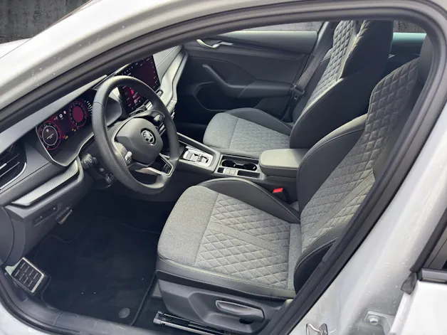 Škoda Octavia Combi 1.5 TSI mHEV DSG Sport Line