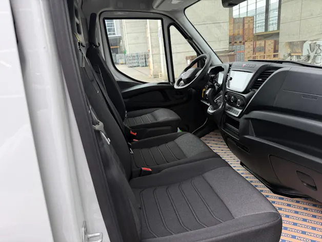 Iveco DAILY KASTENWAGEN 35C18HA8 V