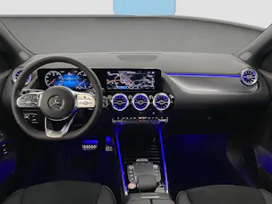 MERCEDES-BENZ GLA 200 AMG Line 4MATIC
