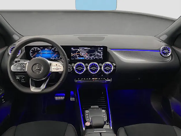 MERCEDES-BENZ GLA 200 AMG Line 4MATIC
