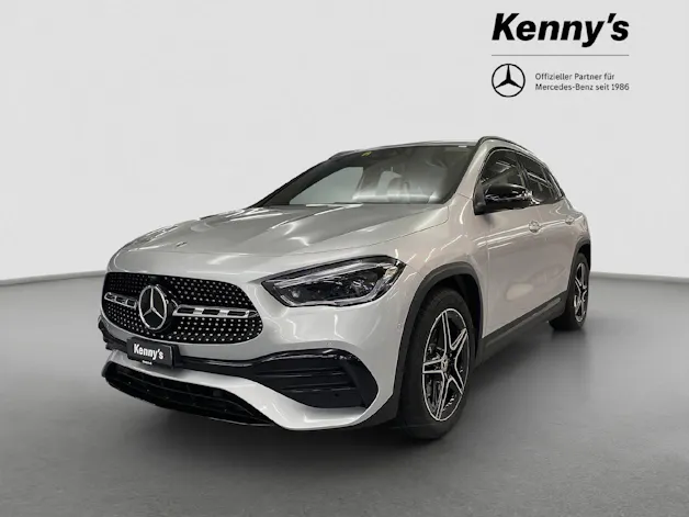 MERCEDES-BENZ GLA 200 AMG Line 4MATIC