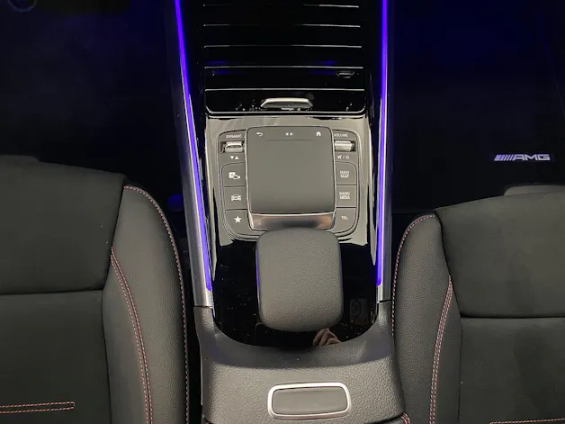 Mercedes-Benz GLA 200 AMG Line 4MATIC