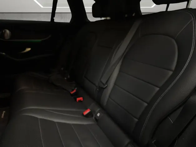 Mercedes-Benz GLC 300 AMG Line 4m