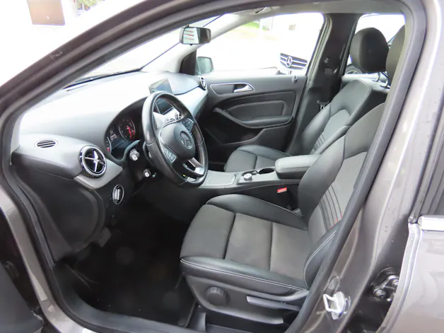 Mercedes-Benz B 220 d Swiss Star 4m