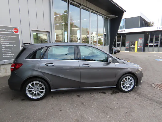 Mercedes-Benz B 220 d Swiss Star 4m