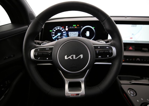 Vehicle image 5 Vehicle image 5