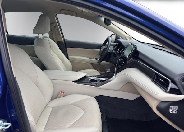 Vehicle image 14 Vehicle image 14