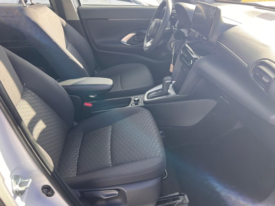 Vehicle image 11 Vehicle image 11