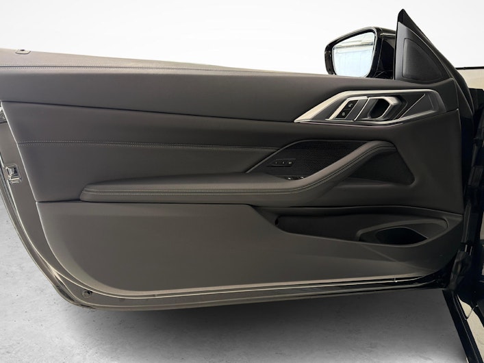 Fahrzeugbild BMW 4 SERIES