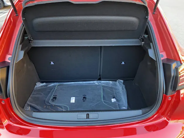 Peugeot 208 Hybrid 110 e-DCS6 GT