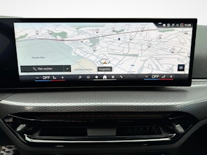 Vehicle image BMW 330d xDrive 48V Touring