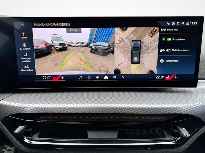 Vehicle image BMW 3 SERIES