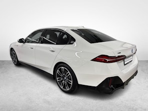 Vehicle image BMW 520d xDrive M-Sport 48V