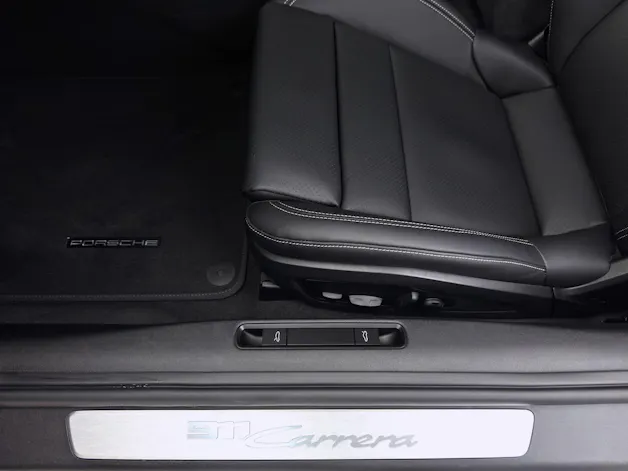 Porsche 911 Carrera