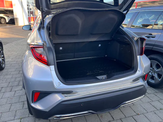 Toyota C-HR 2.0 VVTi HSD Trend