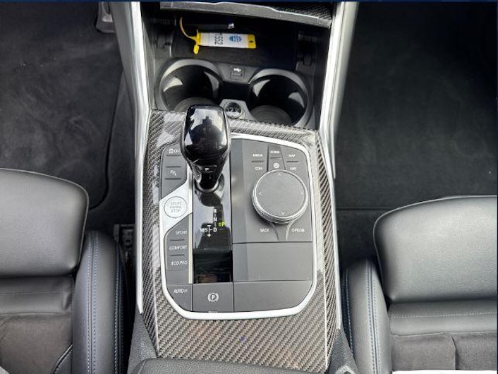 Vehicle image BMW 3 SERIES