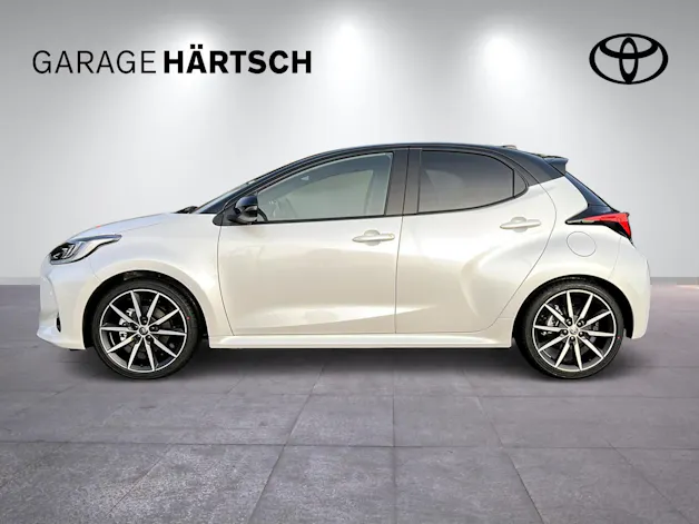 Toyota Yaris 1.5 VVT-i HSD GR Sport