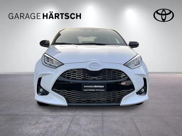 Toyota Yaris 1.5 VVT-i HSD GR Sport
